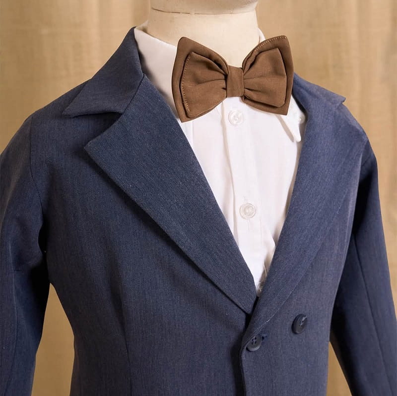 gia công mẫu suit màu xanh navy cho bé