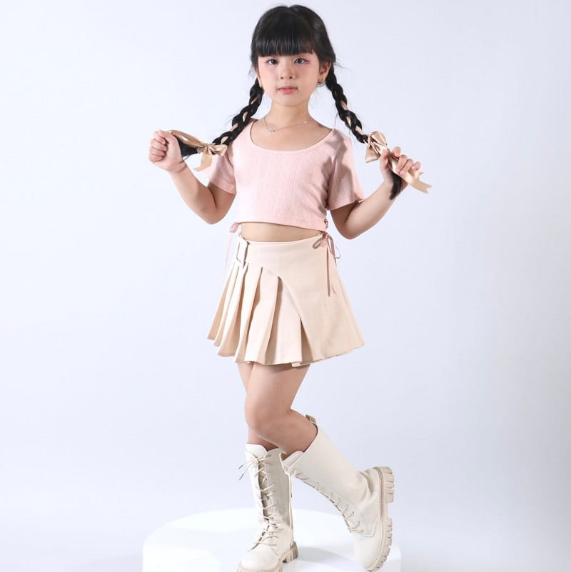 gia công set chân váy áo croptop bé gái