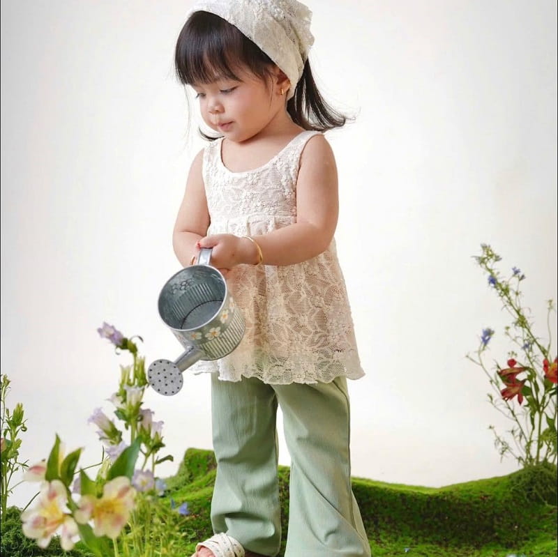 gia công set áo ren quần dài bé gái