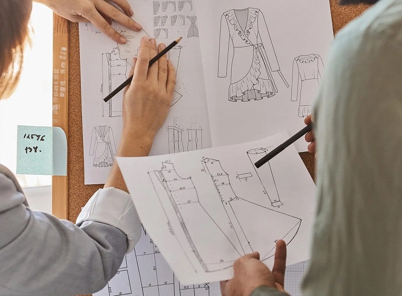 Làm thế nào để bảo mật mẫu thiết kế khi đi gia công quần áo? 13 rủi ro thường gặp khi gửi mẫu đi gia công
